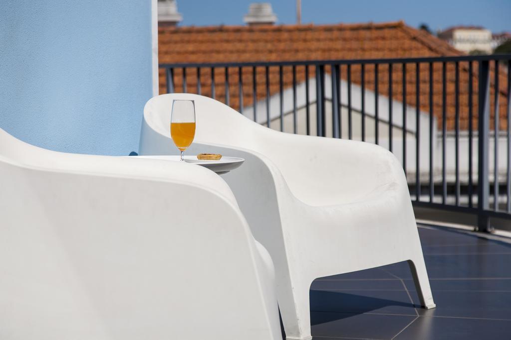 Joivy Joyful 2Br Apt With Terrace Nearby Sao Bento Palace Lisboa Extérieur photo