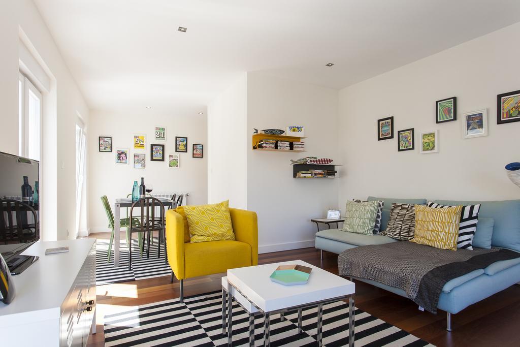 Joivy Joyful 2Br Apt With Terrace Nearby Sao Bento Palace Lisboa Extérieur photo